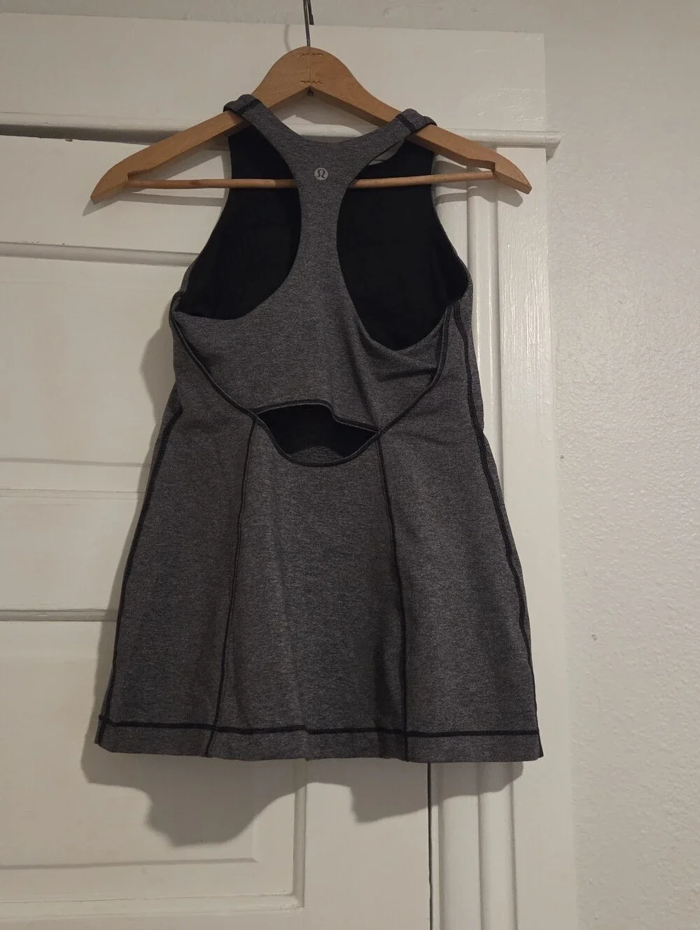 Lululemon Athletica Racerback Tank Top Dark Heather Gray Women's Size 6